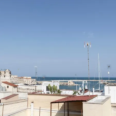 B&B Torre Canina Suite & Rooms Trani Exterior foto