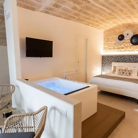 B&B Torre Canina Suite & Rooms Trani Exterior foto